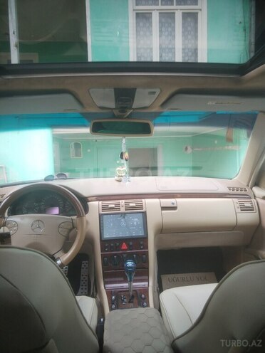 Mercedes E 320 2001, 454,500 km - 3.2 l - Qazax
