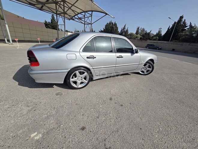 Mercedes C 180 1999, 214,000 km - 1.8 l - Bakı