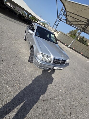 Mercedes C 180 1999, 214,000 km - 1.8 l - Bakı