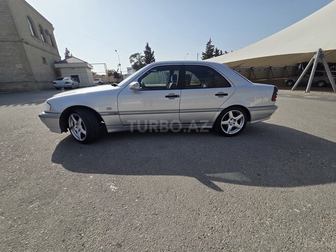 Mercedes C 180 1999, 214,000 km - 1.8 l - Bakı