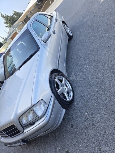 Mercedes C 180 1999, 214,000 km - 1.8 l - Bakı