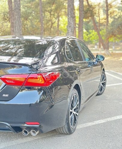 Toyota Camry 2018, 130,800 km - 2.5 l - Bakı