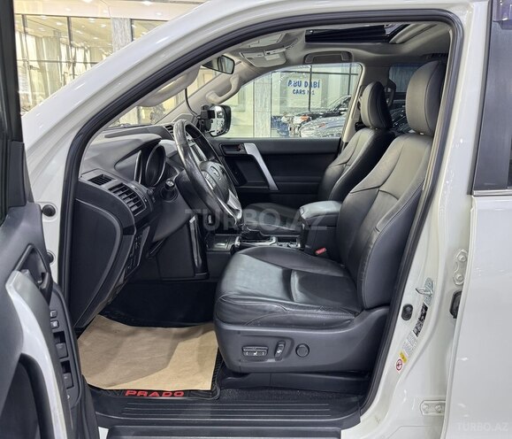 Toyota Land Cruiser Prado-11