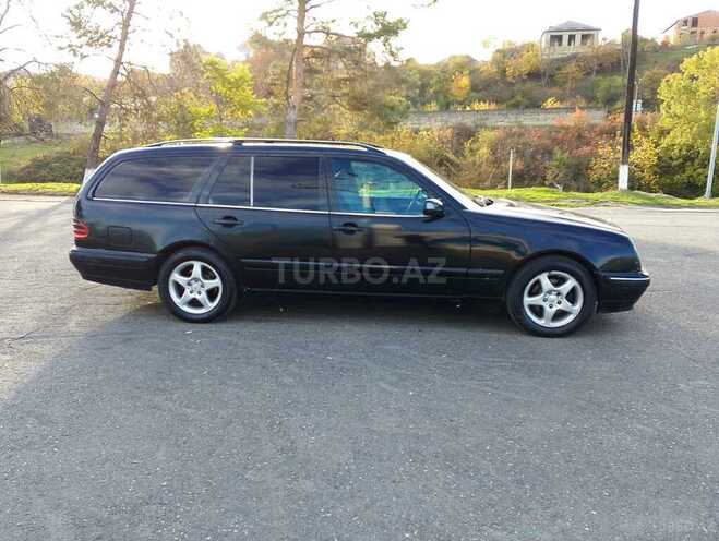 Mercedes E 220 d 2000, 500,000 km - 2.2 l - Quba