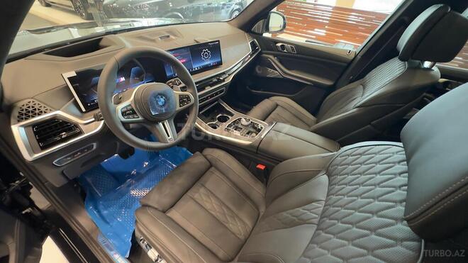 BMW X7-11