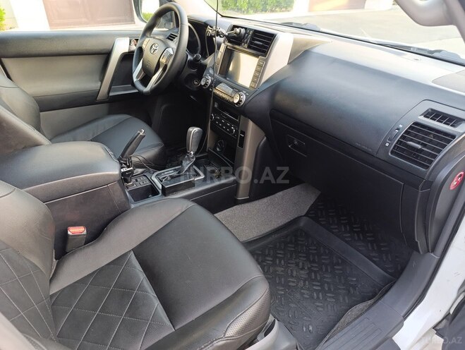 Toyota Land Cruiser Prado 2013, 210,700 km - 2.7 л - Bakı