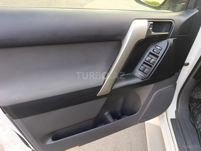 Toyota Land Cruiser Prado 2013, 210,700 km - 2.7 л - Bakı