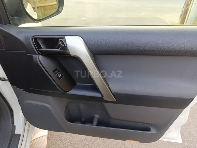 Toyota Land Cruiser Prado 2013, 210,700 km - 2.7 л - Bakı