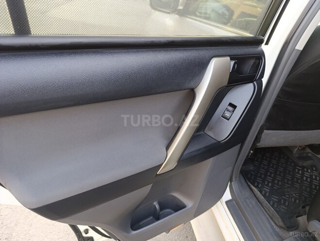 Toyota Land Cruiser Prado 2013, 210,700 km - 2.7 л - Bakı