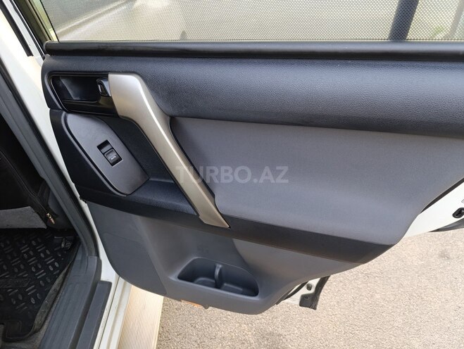Toyota Land Cruiser Prado 2013, 210,700 km - 2.7 л - Bakı