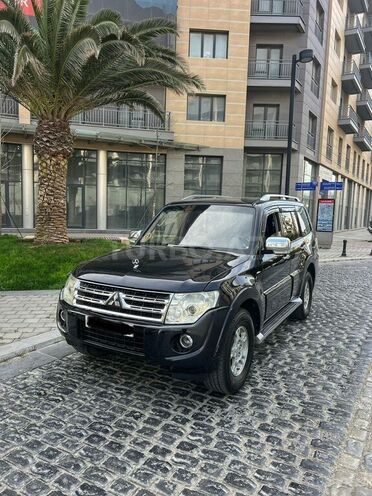 Mitsubishi Pajero 2007, 272,600 km - 3.0 l - Bakı