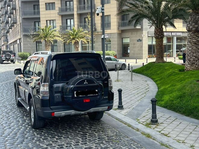 Mitsubishi Pajero 2007, 272,600 km - 3.0 l - Bakı