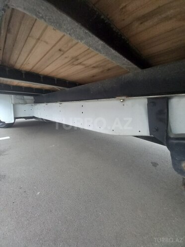 Ford Transit-4