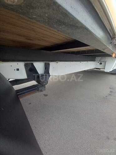 Ford Transit-5