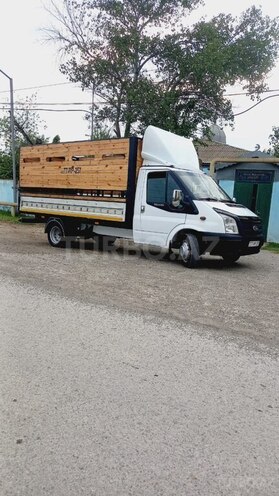 Ford Transit-6