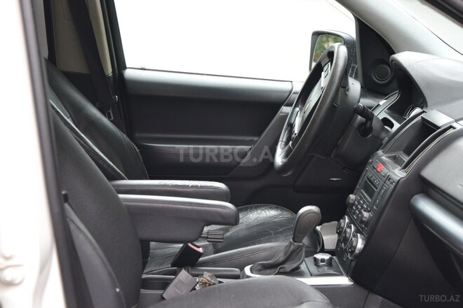 Land Rover Freelander 2007, 268,000 km - 3.2 l - Mingəçevir