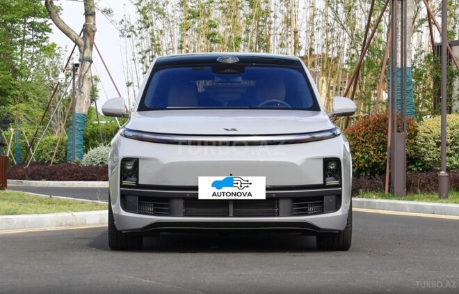 Li Auto L9 2025, 0 km - 1.5 l - Bakı