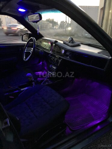 Mercedes 190 1986, 886,666 km - 2.0 l - Bərdə