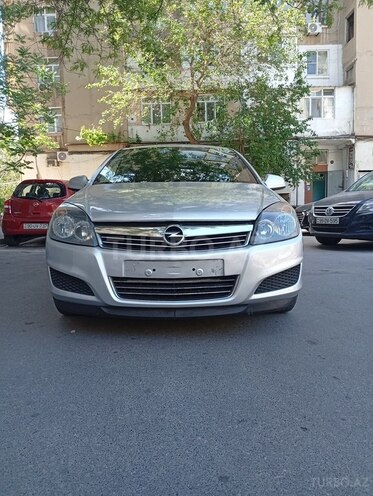 Opel Astra 2009, 183,000 km - 1.4 l - Bakı