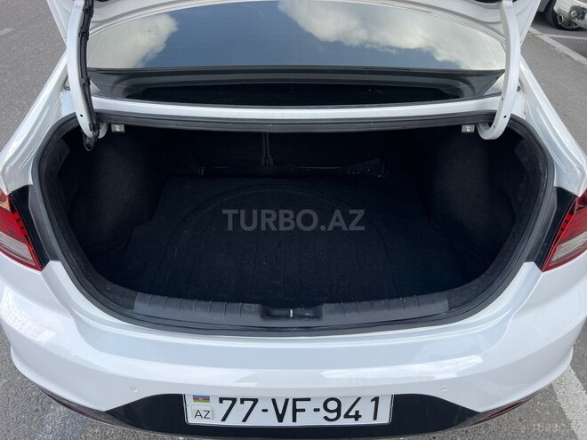 Hyundai Elantra 2019, 225,000 km - 2.0 l - Bakı