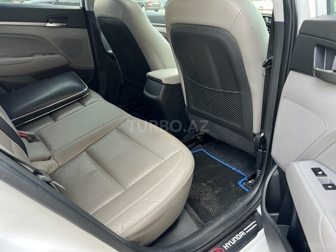 Hyundai Elantra 2019, 225,000 km - 2.0 l - Bakı