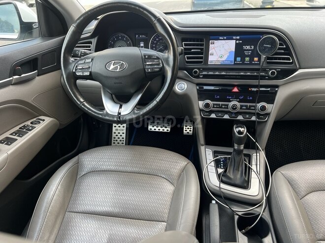 Hyundai Elantra 2019, 225,000 km - 2.0 l - Bakı