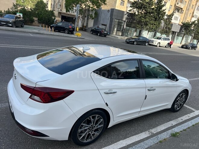 Hyundai Elantra 2019, 225,000 km - 2.0 l - Bakı