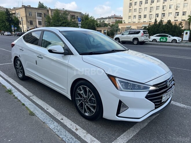 Hyundai Elantra 2019, 225,000 km - 2.0 l - Bakı