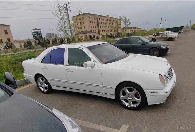 Mercedes E 220 d 2000, 500,000 km - 2.2 l - Bakı