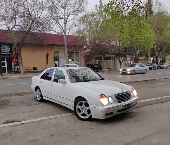 Mercedes E 220 d 2000, 500,000 km - 2.2 l - Bakı