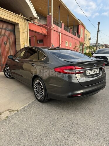 Ford Fusion (North America) 2018, 124,200 km - 2.0 l - Bakı