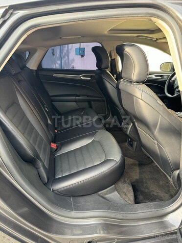 Ford Fusion (North America) 2018, 124,200 km - 2.0 l - Bakı
