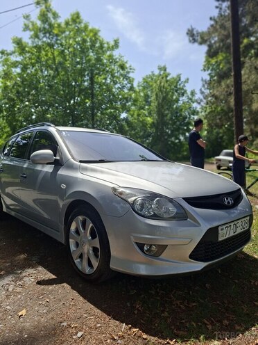 Hyundai i30 2010, 155,000 km - 1.4 l - Göyçay