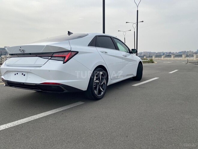 Hyundai Elantra 2023, 24,140 km - 1.6 l - Bakı