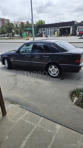 Mercedes C 180 1999, 332,246 km - 1.8 l - Bakı