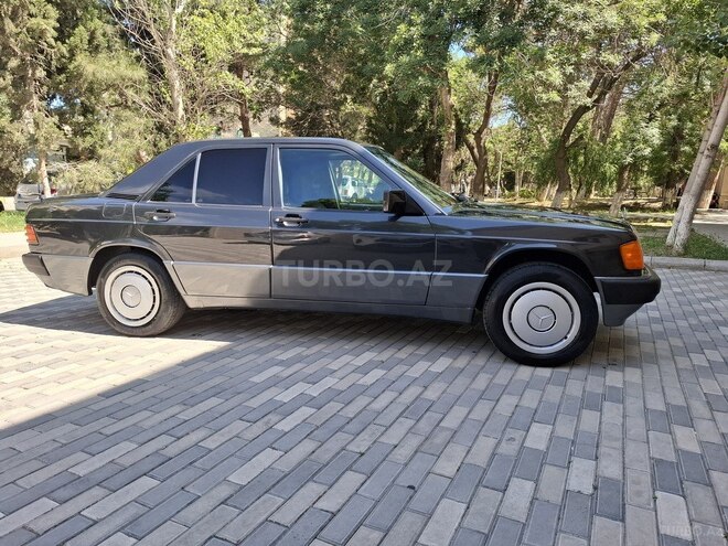 Mercedes 190 1992, 328,820 km - 2.0 l - Sumqayıt