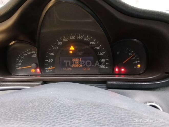 Mercedes C 180 2003, 253,806 km - 1.8 l - Gəncə
