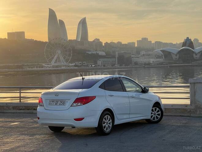 Hyundai Accent 2015, 123,000 km - 1.6 l - Bakı