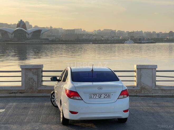 Hyundai Accent 2015, 123,000 km - 1.6 l - Bakı