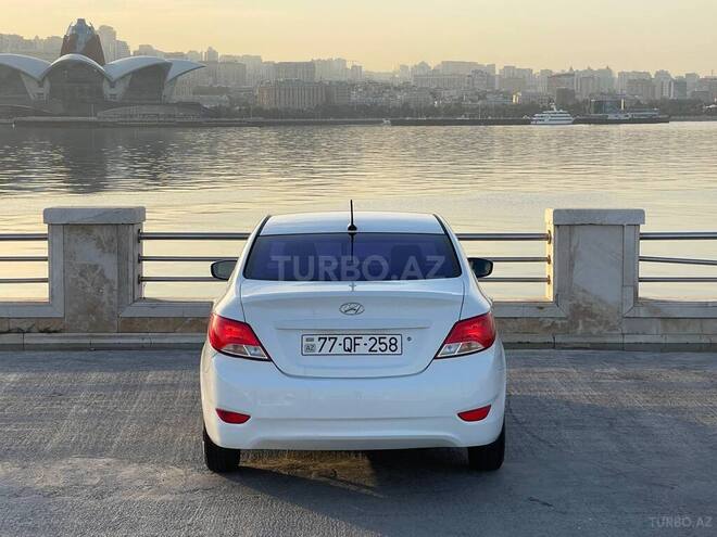 Hyundai Accent 2015, 123,000 km - 1.6 l - Bakı