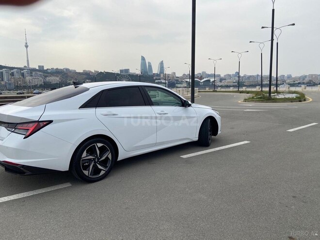 Hyundai Elantra 2023, 24,140 km - 1.6 l - Bakı