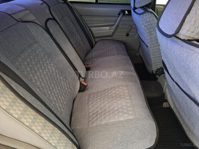 Mercedes 190 1992, 328,820 km - 2.0 l - Sumqayıt