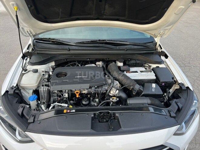 Hyundai Avante 2016, 186,800 km - 1.6 л - Bakı