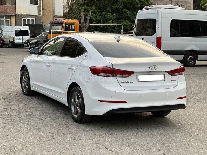 Hyundai Avante 2016, 186,800 km - 1.6 л - Bakı
