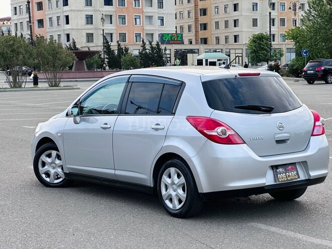 Nissan Tiida-2