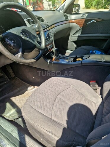 Mercedes E 220 d 2005, 306,000 km - 2.2 л - Bakı