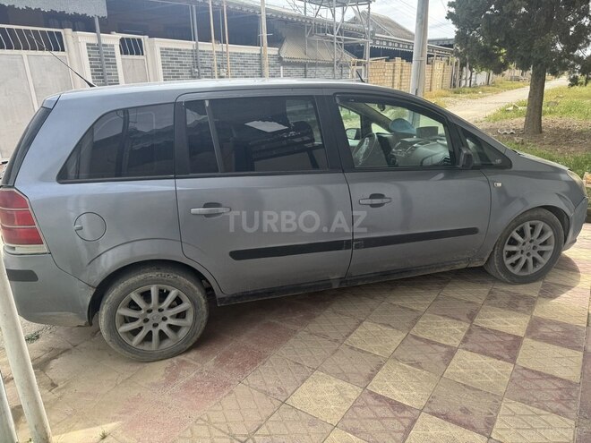Opel Zafira 2005, 503,000 km - 1.9 l - Şirvan