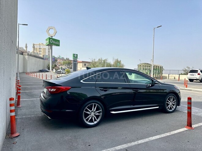 Hyundai Sonata-6