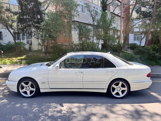 Mercedes E 240 1998, 289,000 km - 2.4 l - Bakı