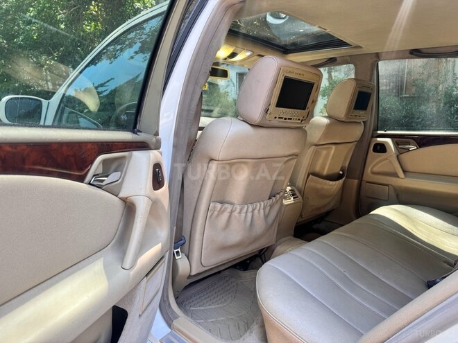 Mercedes E 240 1998, 289,000 km - 2.4 l - Bakı